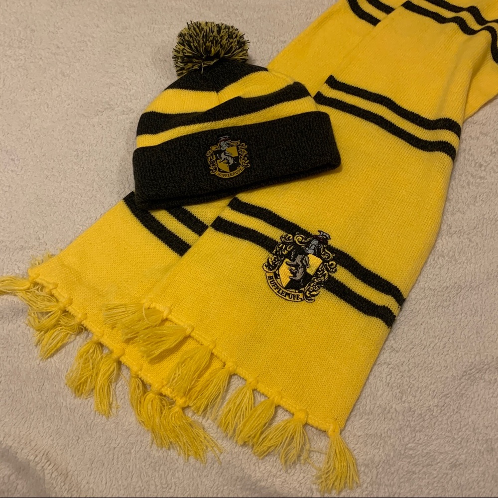 Harry Potter hufflepuff scarf and hat set